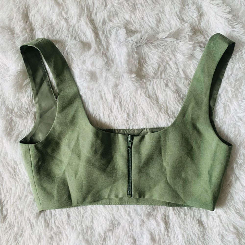 ASOS GREEN CROP TOP - Picture 3 of 5